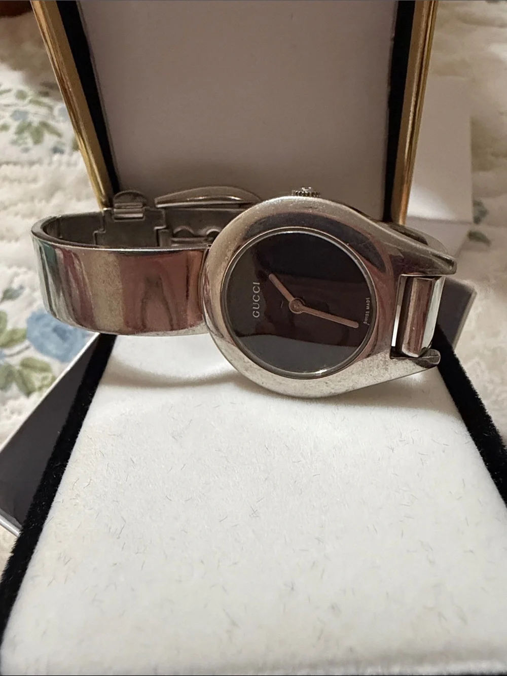 Gucci Silver Bracelet Watch with Black Dial
